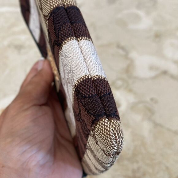 Coach Large Corner Zip Wristlet Wallet Signature Jacquard with Stripes- Unused - Picture 5 of 16